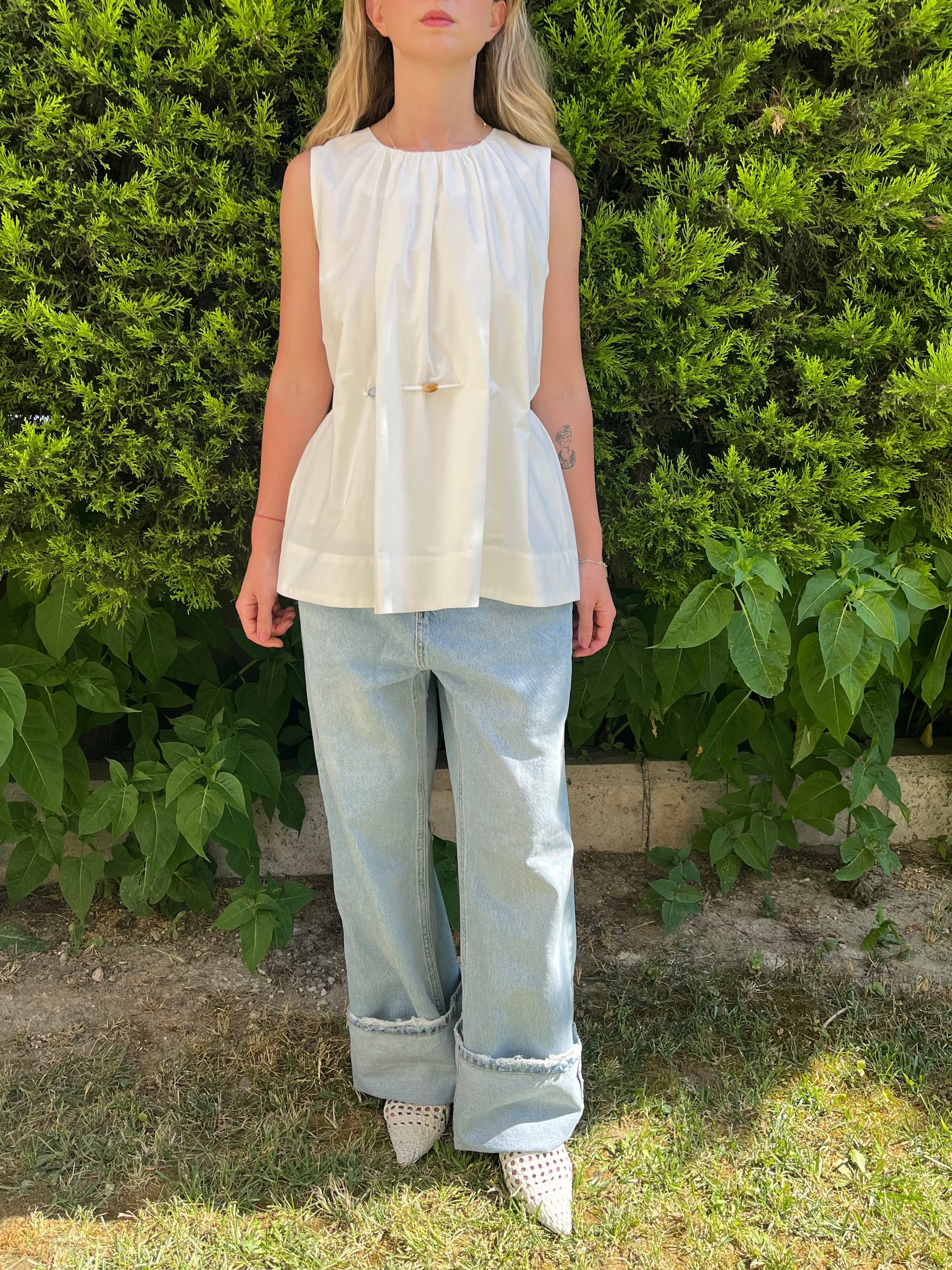 Beyaz Bel Detaylı Poplin Bluz