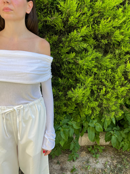Beyaz Off Shoulder Triko