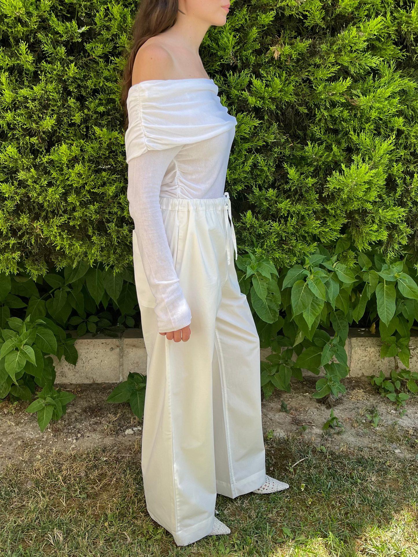 Beyaz Off Shoulder Triko
