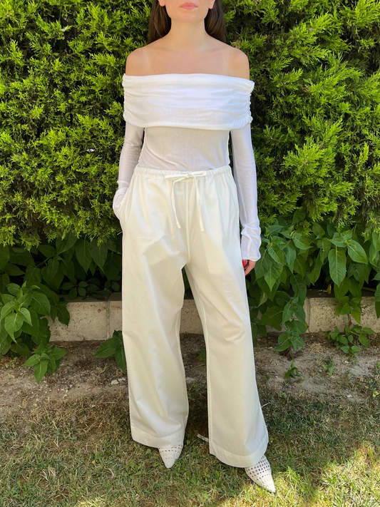Beyaz Off Shoulder Triko