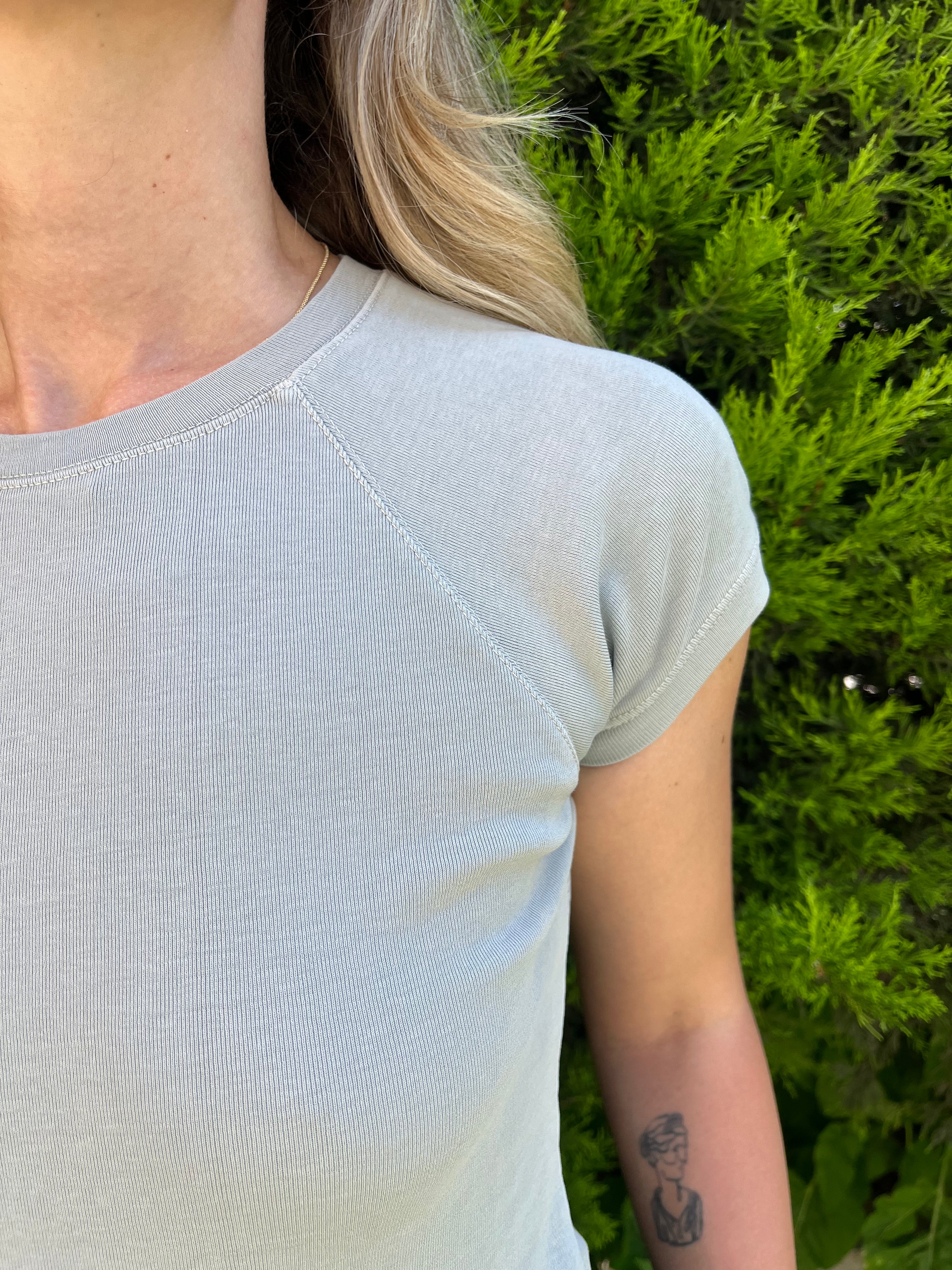 Gri Reglan Kol Tişört