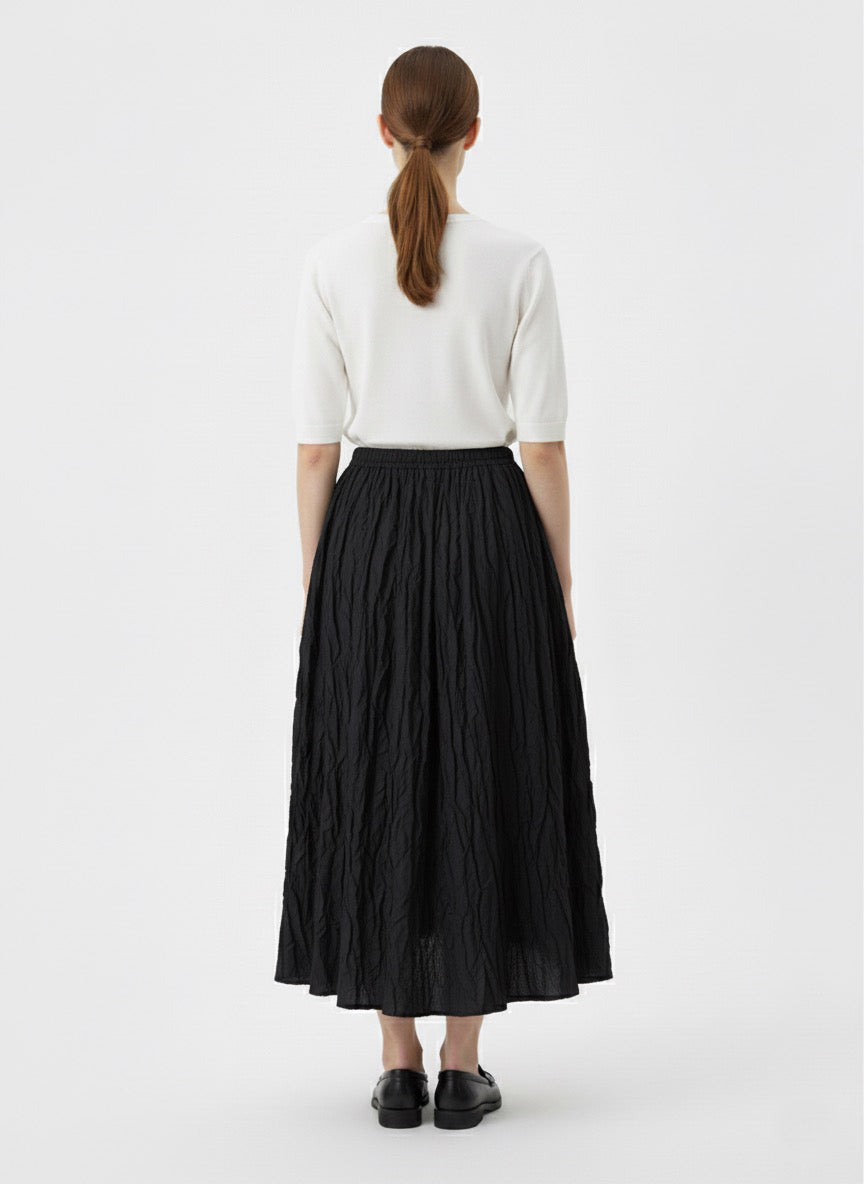 Siyah Kırışık Detaylı Uzun Etek